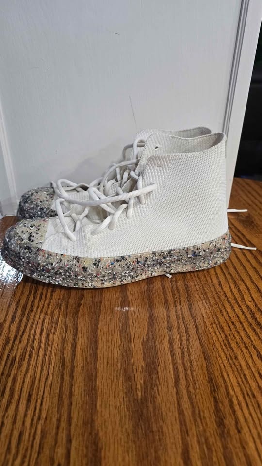 Converse Chuck Taylor White High-Top Sneakers Speckled Sole - photo 3