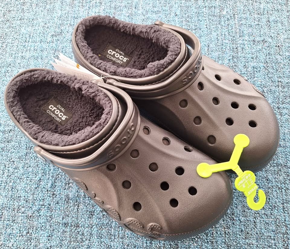 Men's Size 11 Crocs - 2 Pairs Lined Clogs - photo 2