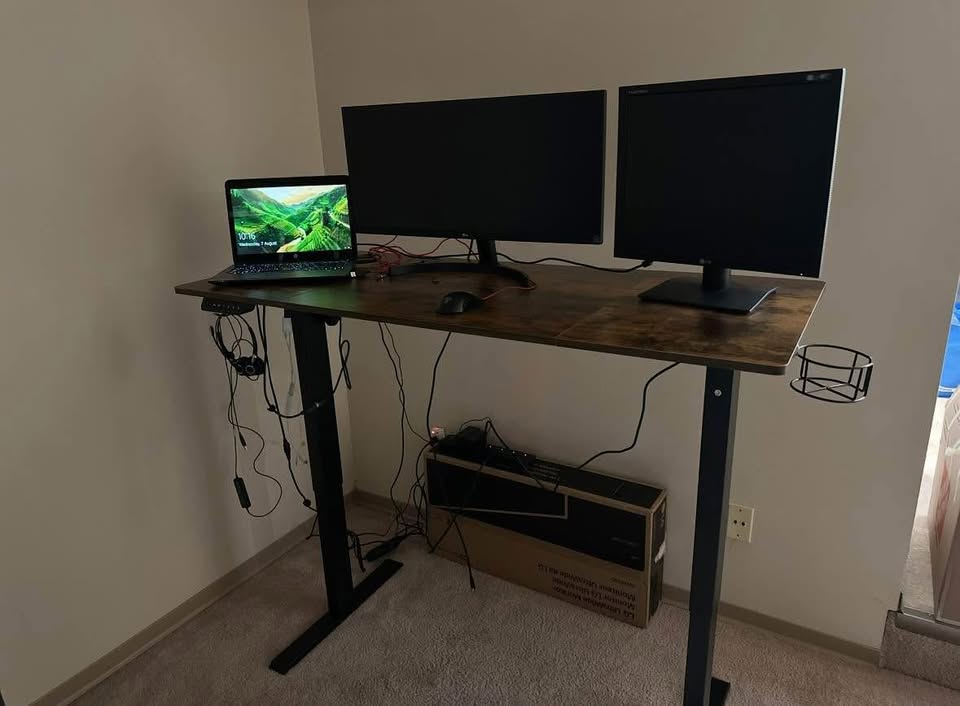 LjubLjana 53" Electric Sit-Stand Desk - Wood - photo 3