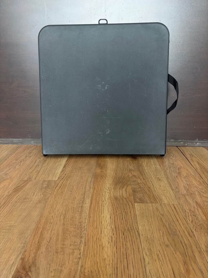 Folding Table - photo 2
