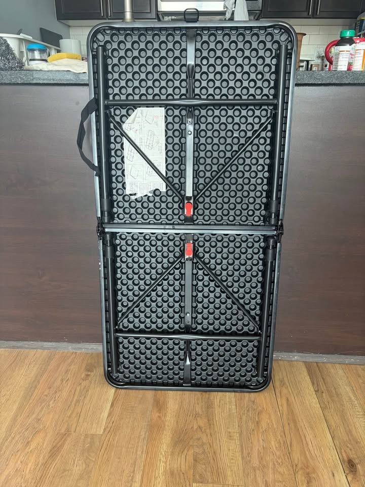 Folding Table - photo 3