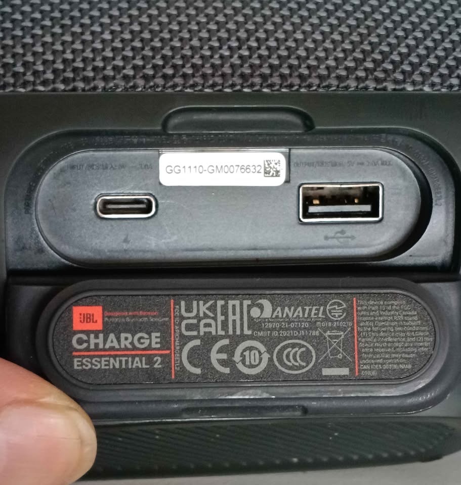 JBL Charge Essential 2 Bluetooth Speaker - Waterproof - photo 3