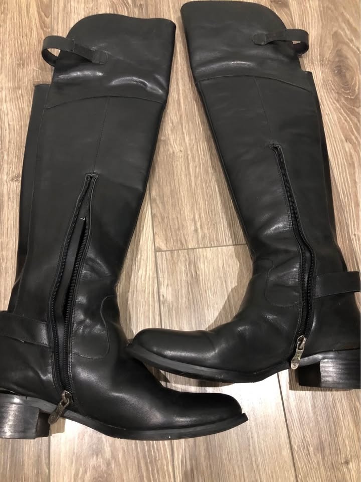 Artica Woman’s Knee High Boots (US 7) - photo 3