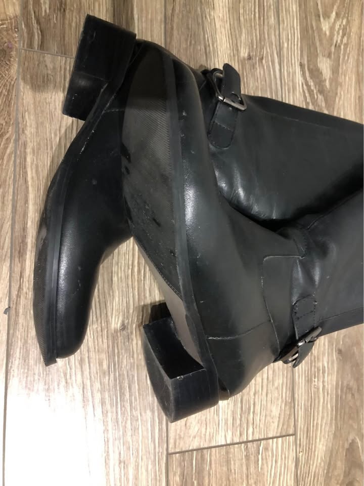 Artica Woman’s Knee High Boots (US 7) - photo 5