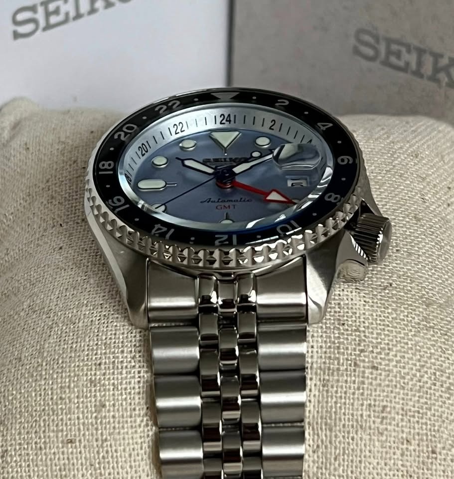 Seiko Men’s 5 Sports GMT Automatic Watch (SSK029K1) NEW - photo 3