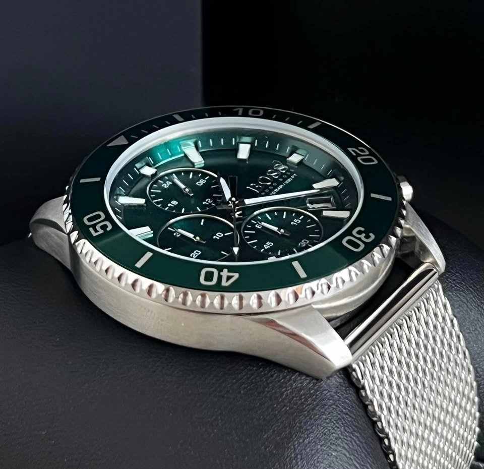 Hugo Boss Men’s Admiral Green Face Watch NEW - photo 3