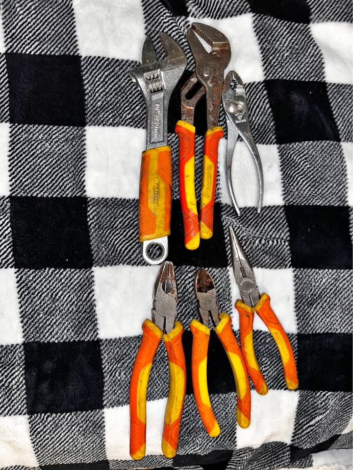 Pliers for SALE‼️