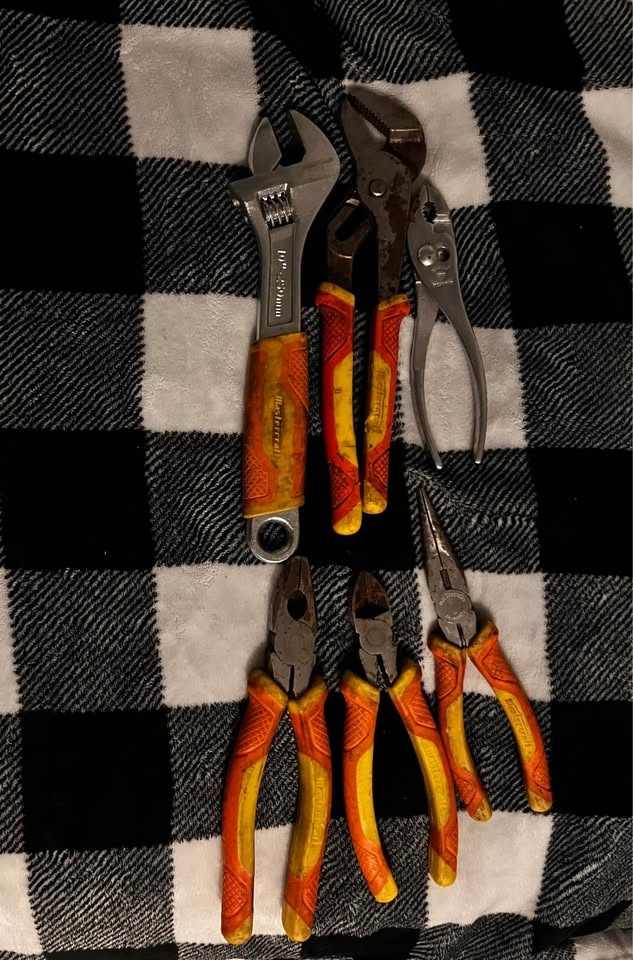 Pliers for SALE‼️ - photo 2