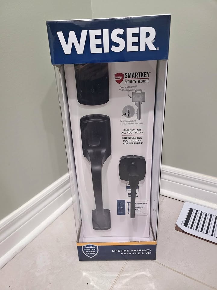 Weiser Prague Handleset with Smartkey Deadbolt