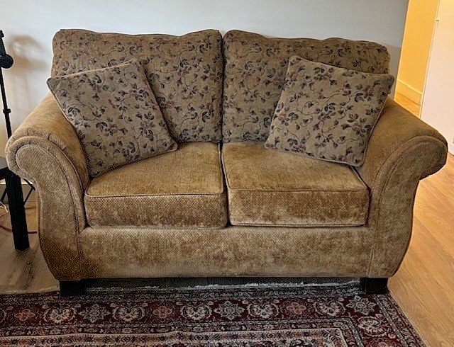 Sofa Set 3+2 Seater with Free Wooden Coffee Table