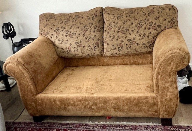 Sofa Set 3+2 Seater with Free Wooden Coffee Table - photo 4