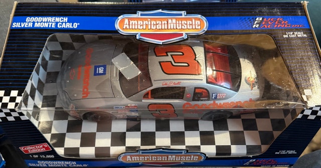 Dale Earnhardt #3 Goodwrench Monte Carlo 1/18 Diecast - Ertl - photo 3