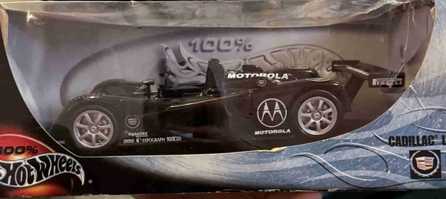 Hot Wheels Cadillac LMP Motorola 1:18 Diecast - Boxed