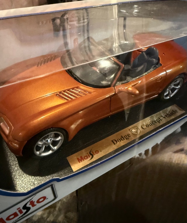 Maisto 1:18 Scale Dodge Concept Vehicle - photo 3