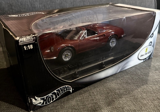 Hot Wheels 1:18 Ferrari Dino 246 GTS Diecast - photo 3