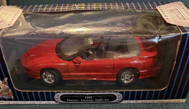 1:18 Scale 1999 Pontiac Firebird Trans Am