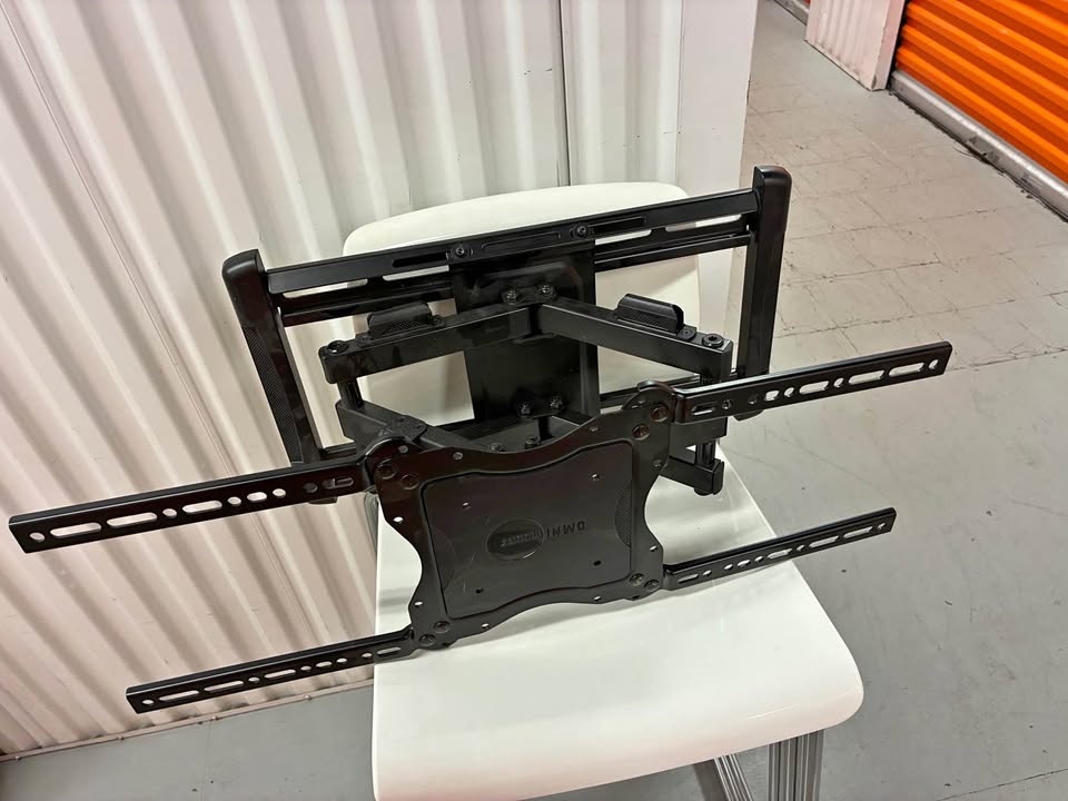 Flat Panel Screen Mount