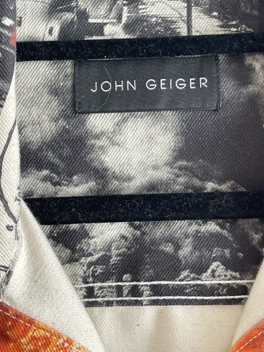 John Geiger All Over Print Denim Jacket Sz M - photo 4
