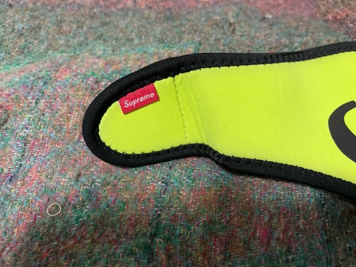 Supreme Arabic Logo Neoprene Facemask Hi Vis Yellow - photo 4