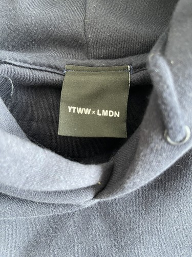 LMDN X Yeezy Talk World Wide Navy Sz M 100% Authentic - photo 3