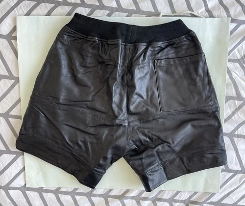 John Geiger Leather Shorts Sz M 100 % Authentic - photo 2