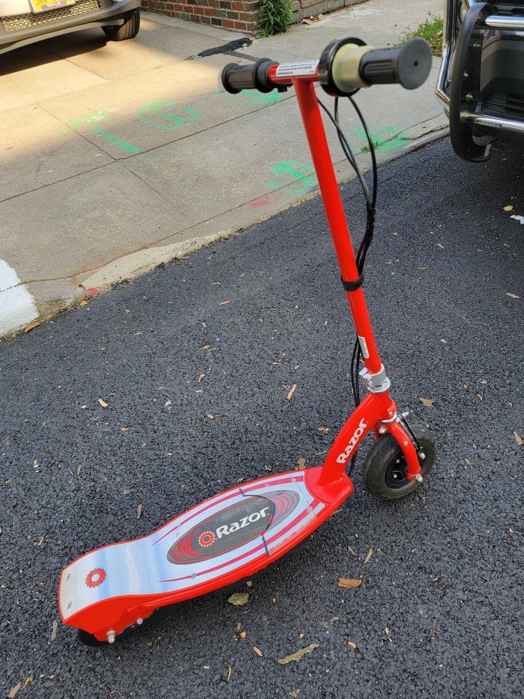 ❤️  Razor E100 Kids Electric Scooter - Red - photo 2