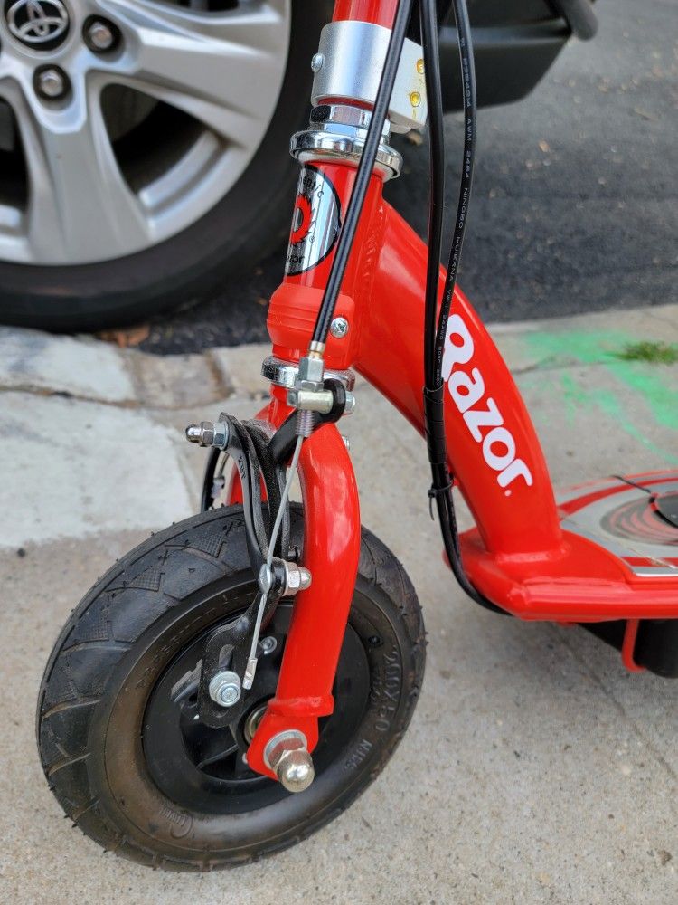 ❤️  Razor E100 Kids Electric Scooter - Red - photo 4