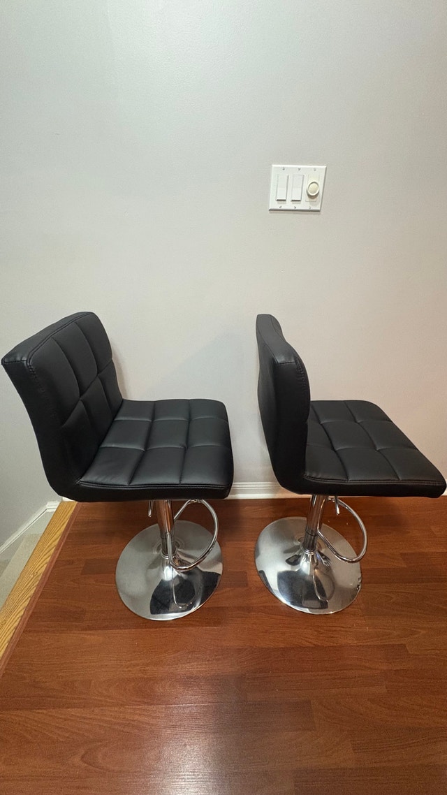 Structube Ava Bar Stools - Set of 2 - Black - photo 4