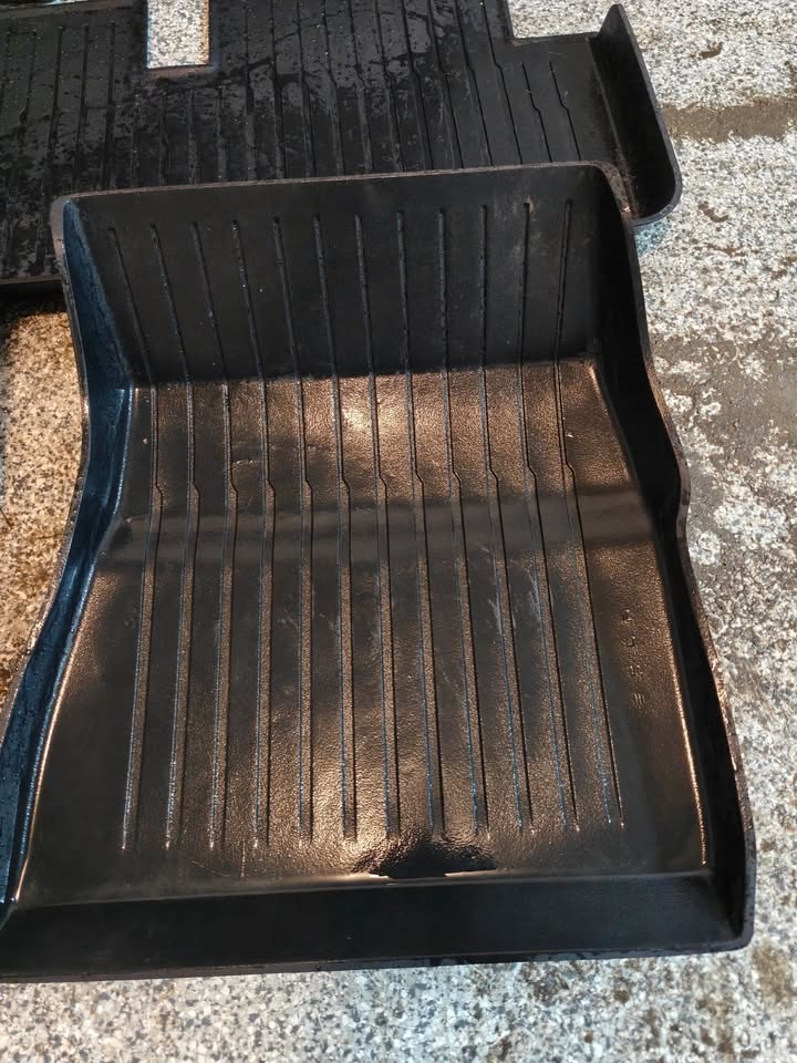 2024+ Tesla Model 3 All-Weather Floor Mats - photo 3