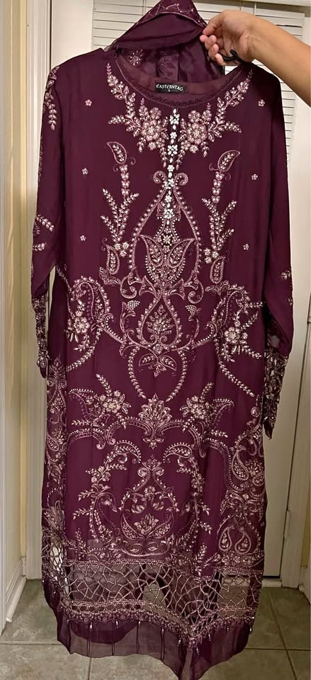Beautiful Chiffon fully embroidered 3pcs suit