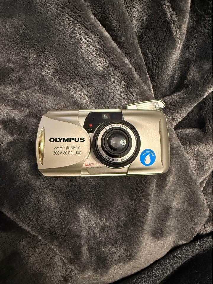 Olympus Stylus Epic Zoom 80 Deluxe film camera - photo 2