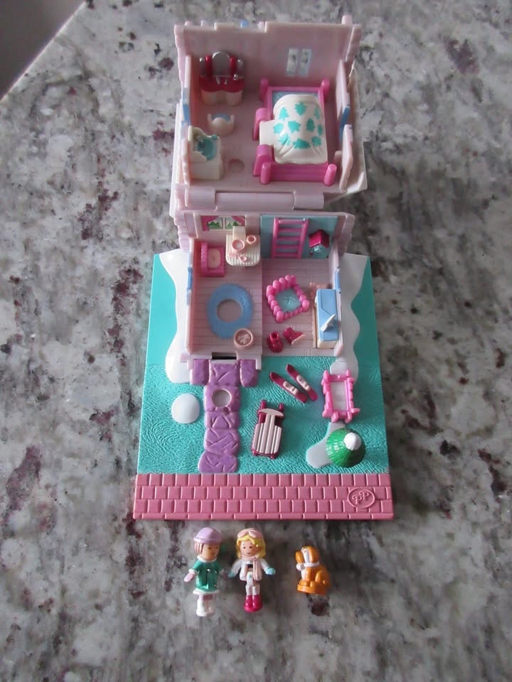 Vintage Pollyville Polly Pocket Playsets - photo 2