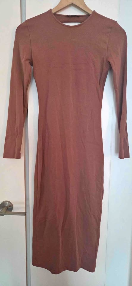 Zara Soft Pink Bodycon Dress