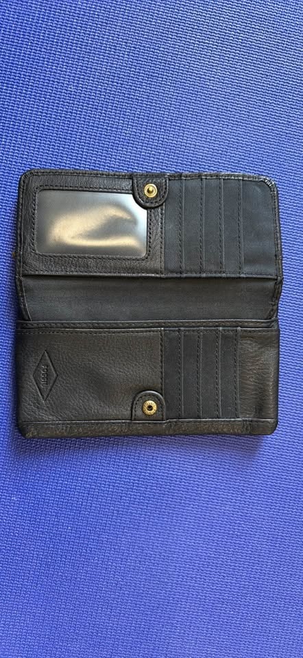 Fossil Leather Wallet - photo 2