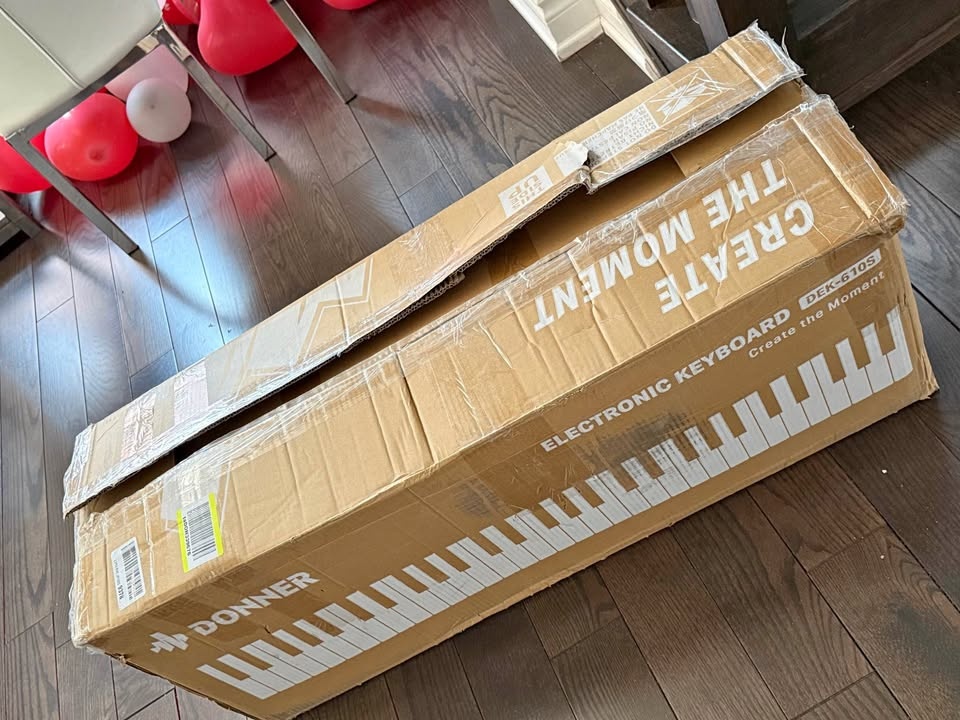 Electronic Keyboard 61 Key - Brand New Open Box