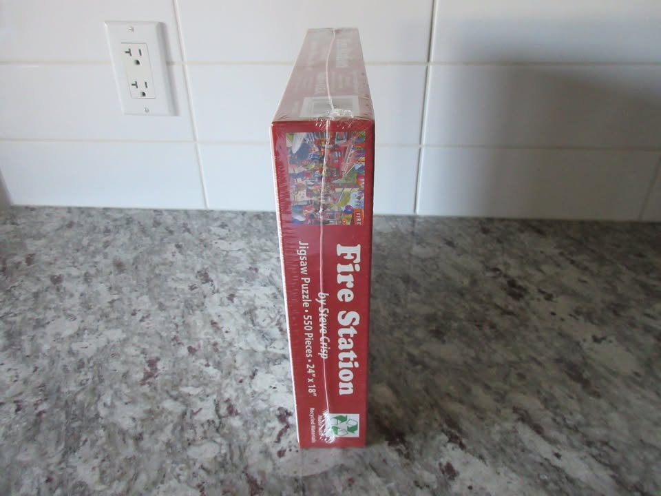 New Vermont Fire Station 550 Piece Puzzle - photo 2