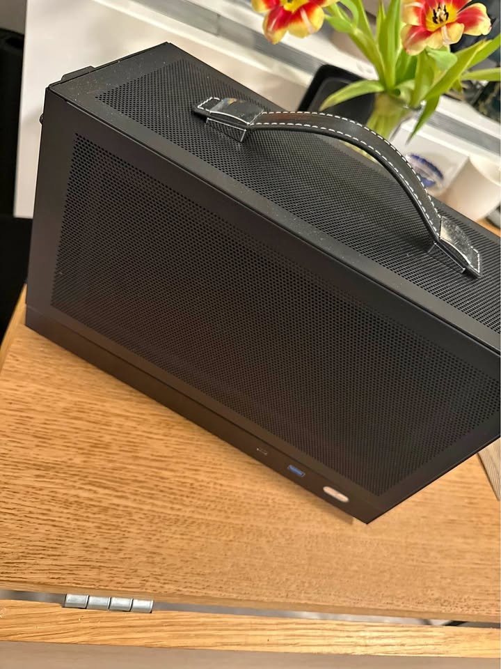 Mini-ITX Gaming PC - Ryzen 5 8500G / RTX 3060 / 32GB DDR5