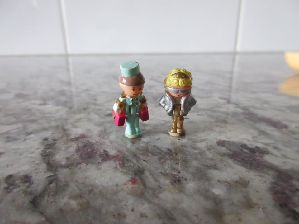1992 Polly Pocket "Hollywood Hotel" Playset - photo 5
