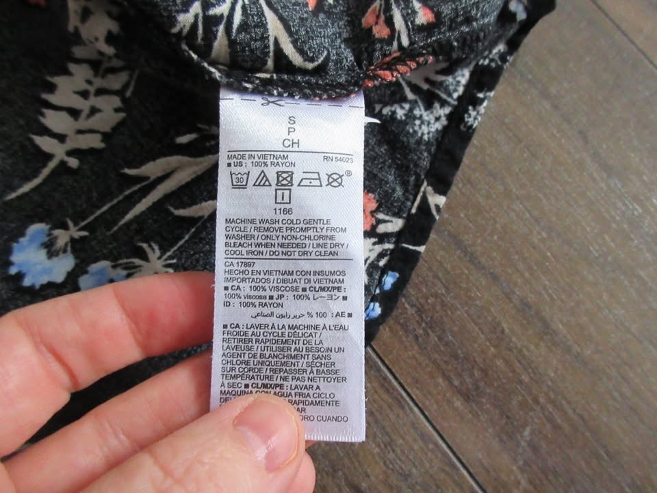 Ladies Size Small Outfit - photo 4