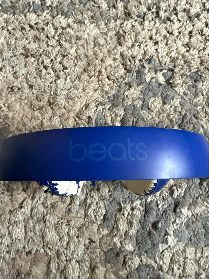 Blue Beats Solo 3 Headphones - photo 2