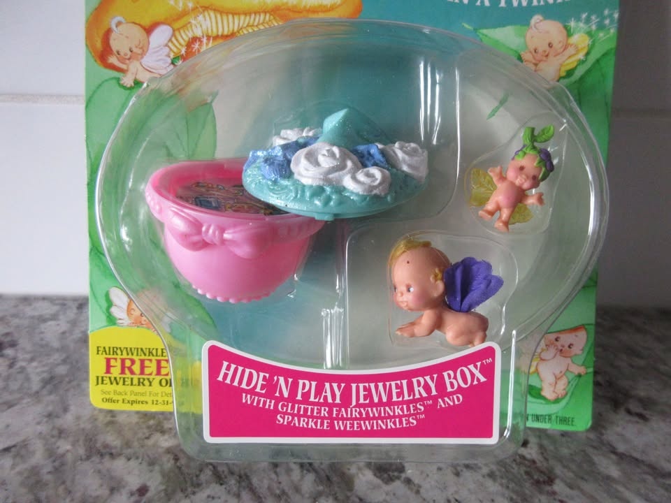 Vintage Fairywinkles Hide N Play Jewelry Box - photo 3