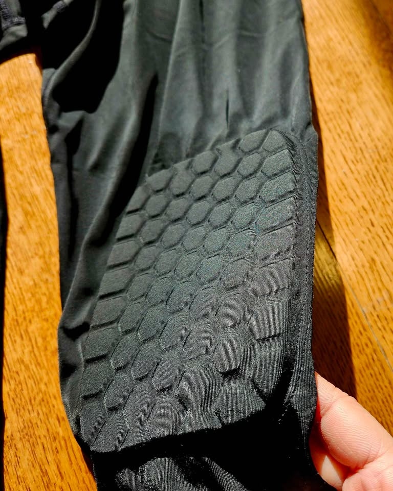 Brand New Padded Basketball Compression Pants (M) - photo 2
