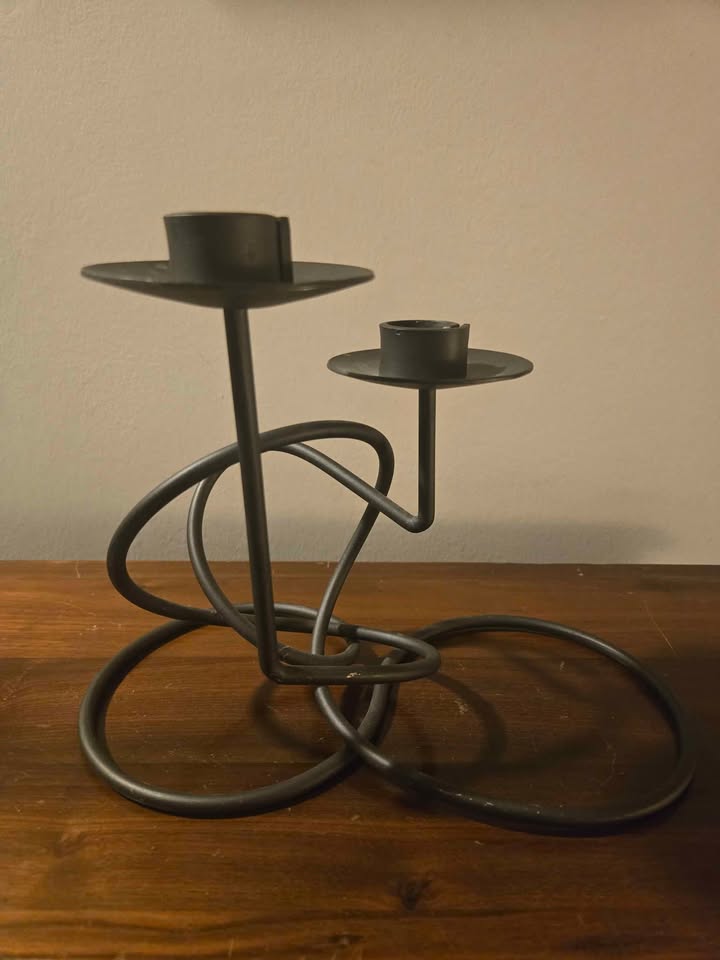 swirl candle holder - photo 2