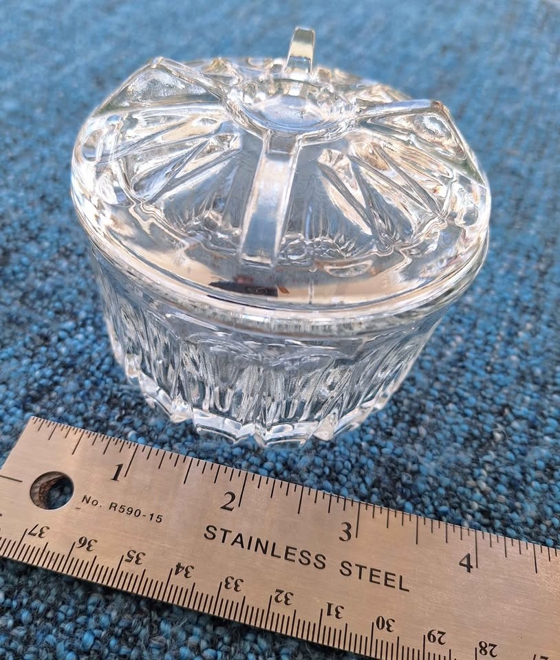 Glass Trinket Dishes with Lids - photo 2