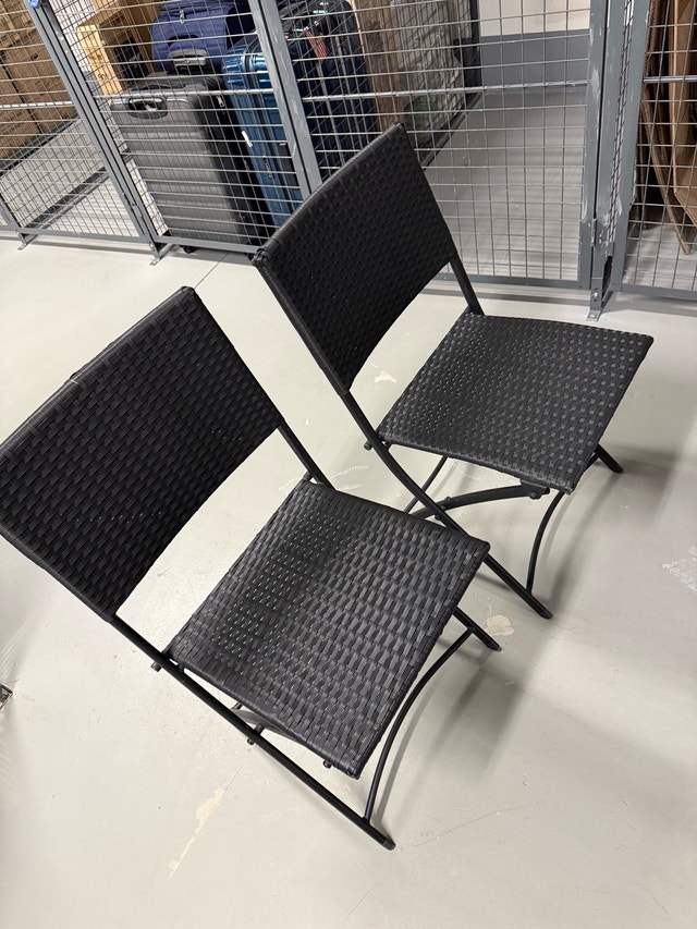 2 Patio Chairs - photo 3