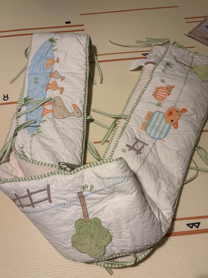 Pottery Barn Crib Bumper Liner - photo 3