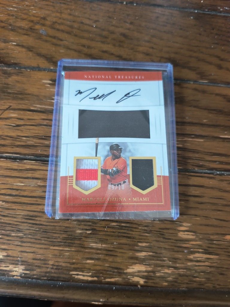 Marcel Ozuna Autographed Relic Baseball Card