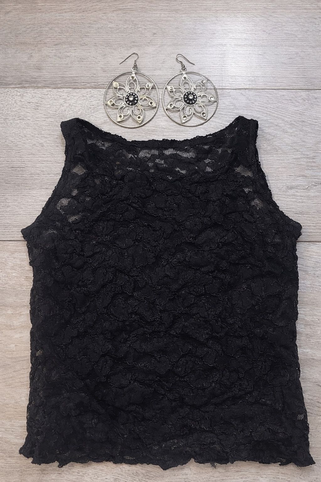 Ann Taylor Sheer Black Lace Top + Silver Floral Earrings - photo 3