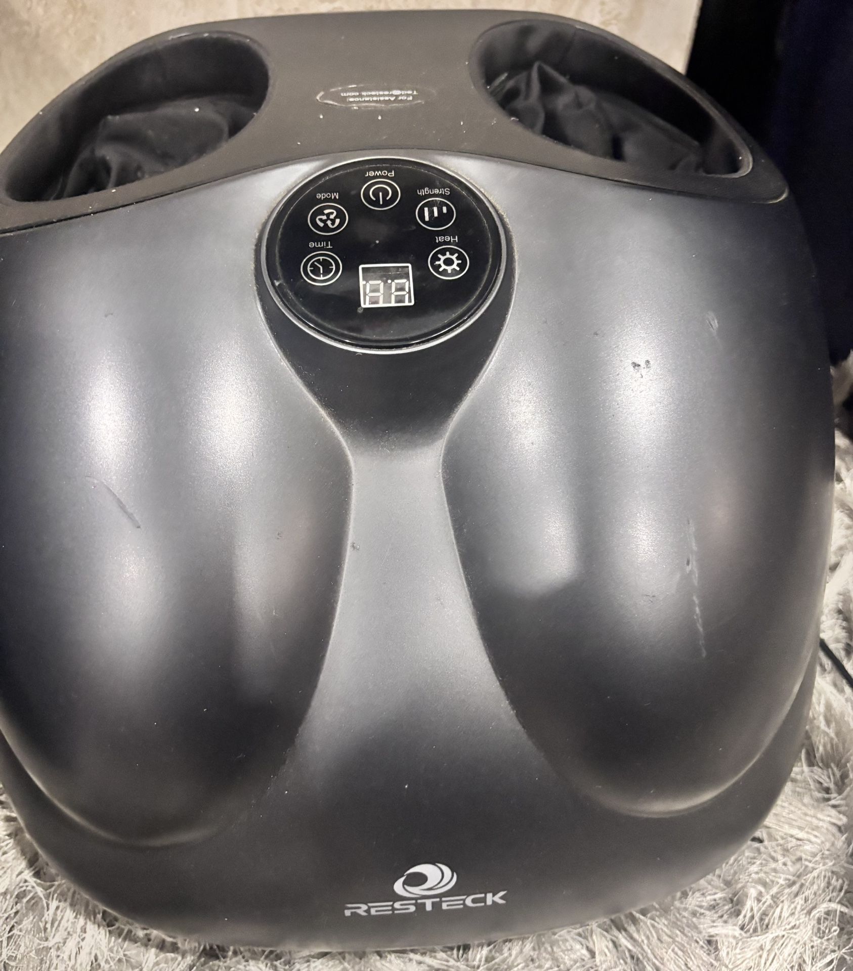 Resteck Shiatsu Foot Massager w/ Heat - Excellent Cond.