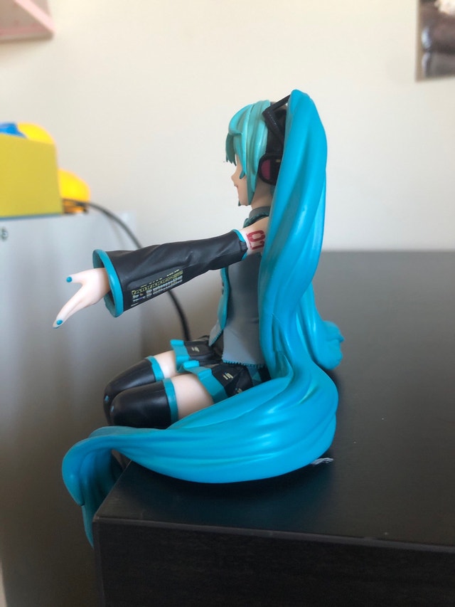 Hatsune Miku Noodle Stopper Figure - Sitting Design - photo 3